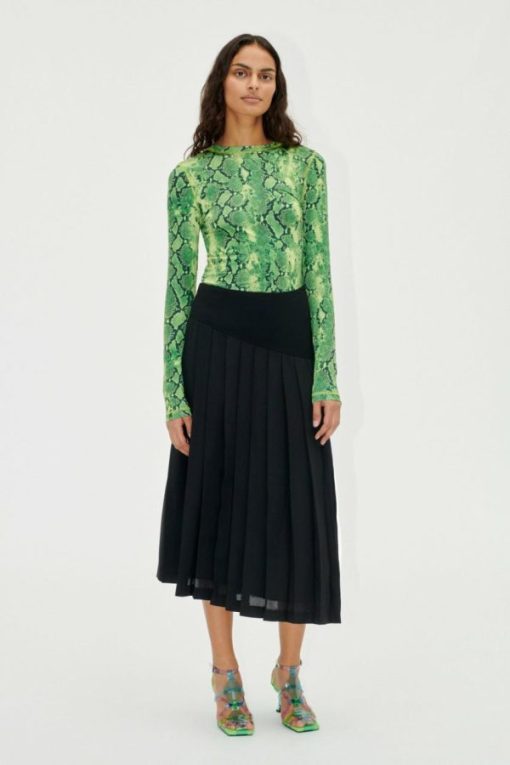 Embroiderystories.shop959c73fc71 1