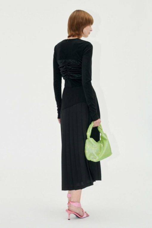 Embroiderystories.shop9ee34a018a 2
