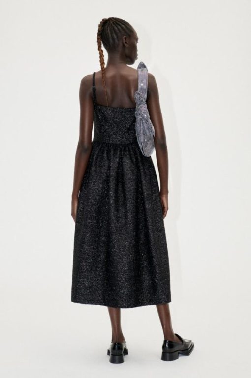 Embroiderystories.shopbfce092128 2